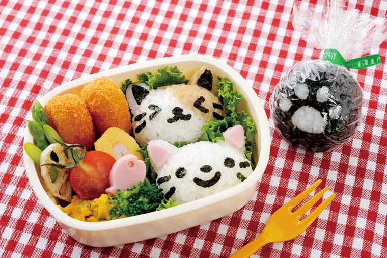 france japon cuisine omusubi nyan et le petit accessoire pour creer des boulettes de riz en forme de chat